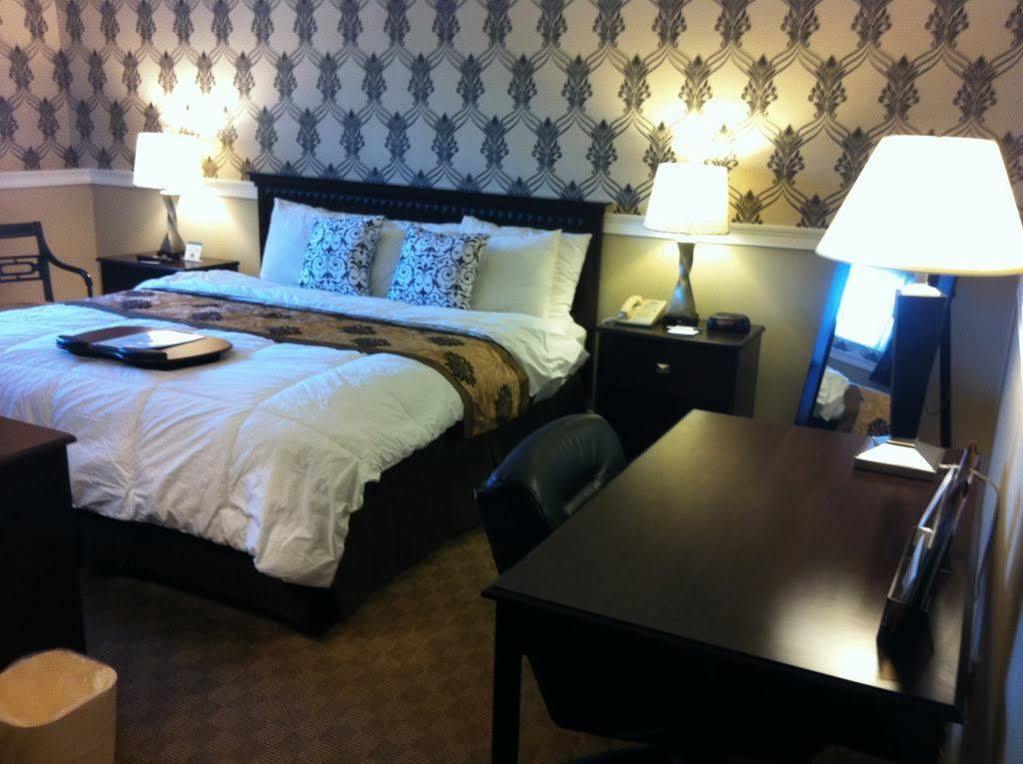 Rodeway Inn Logan International Airport Ревир Экстерьер фото